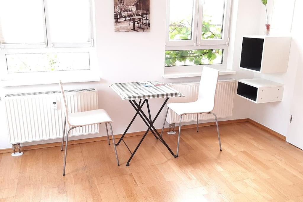 Familienfreundliche Apartments Am Park Wurzburg Room photo